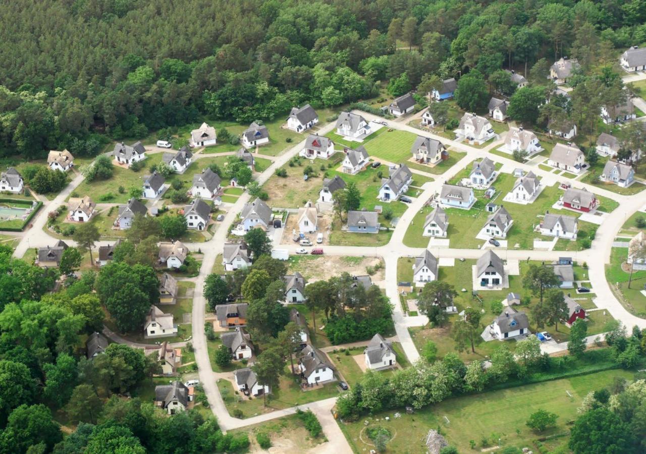 Modernes Reetdach-Ostseeferienhaus Bella Mare, Insel Usedom Mit Sauna, Kamin & Sonnenterrasse Zirchow ภายนอก รูปภาพ